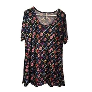 Lot Of 2 LuLaRoe Perfect T Shirts Top Swing Shape Half Sleeve Shirt Size XL